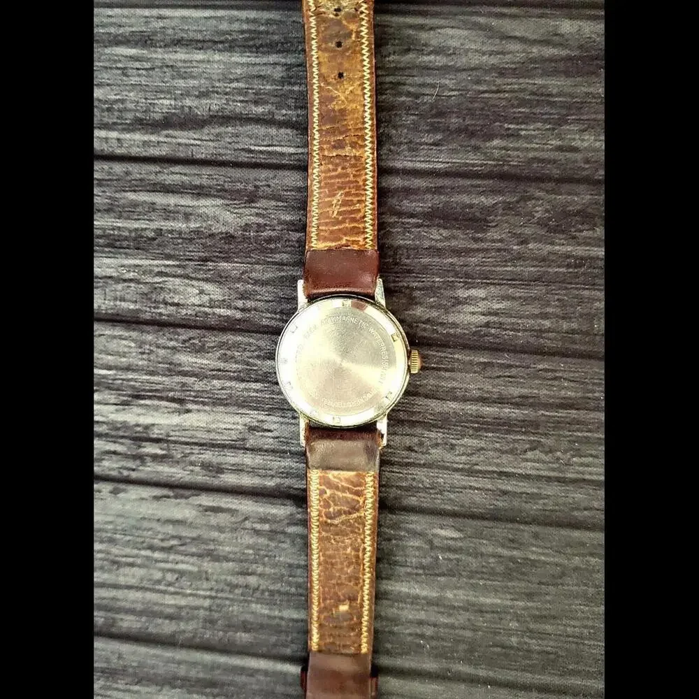 Antique Paul‎ Rivage 17 Jewel Swiss Mens Wrist Watch Running